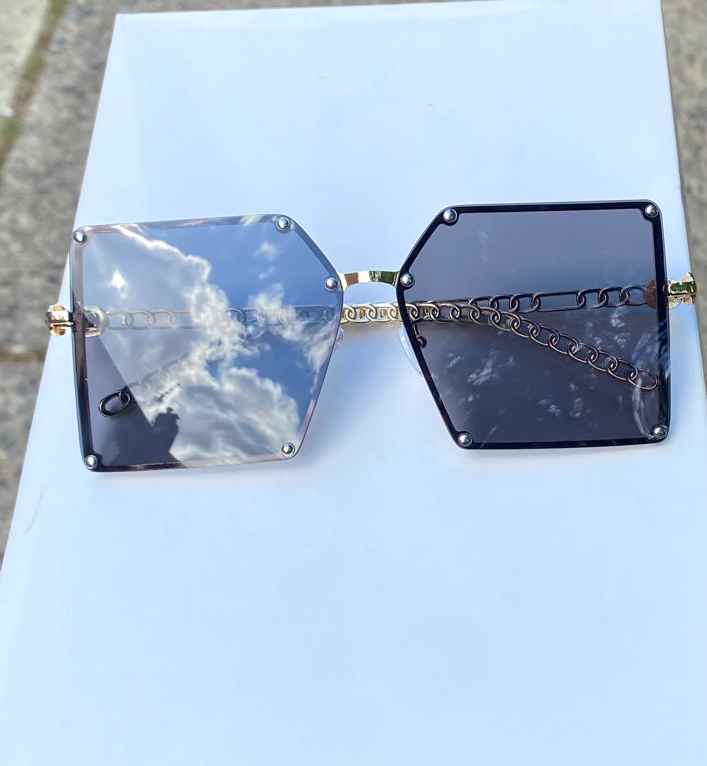 Golden Kiss Sunglasses